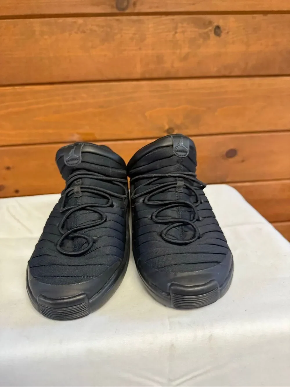 Nike Air Jordan Flight Luxe sneakers Sz 2 Youth Black 919719-011
